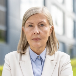 Amanda Foster - Closing Attorney